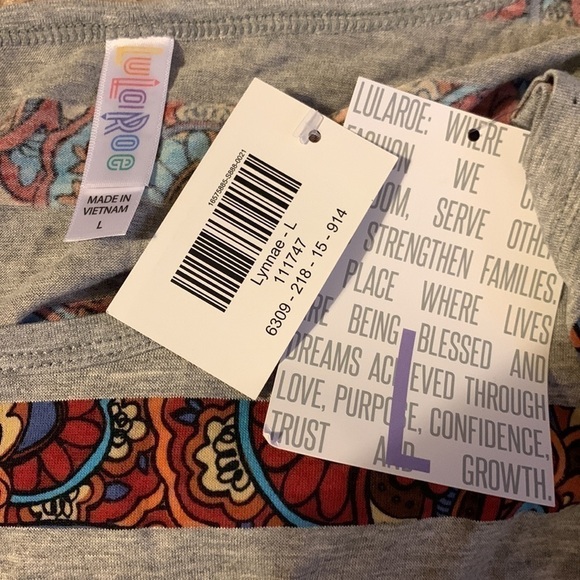 LULAROE Lynnae Long Sleeve Tunic Size Large NWT - Picture 3 of 5